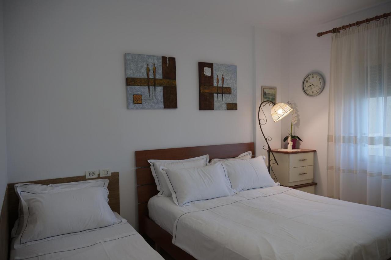 Teuta Apartment Durrës Extérieur photo